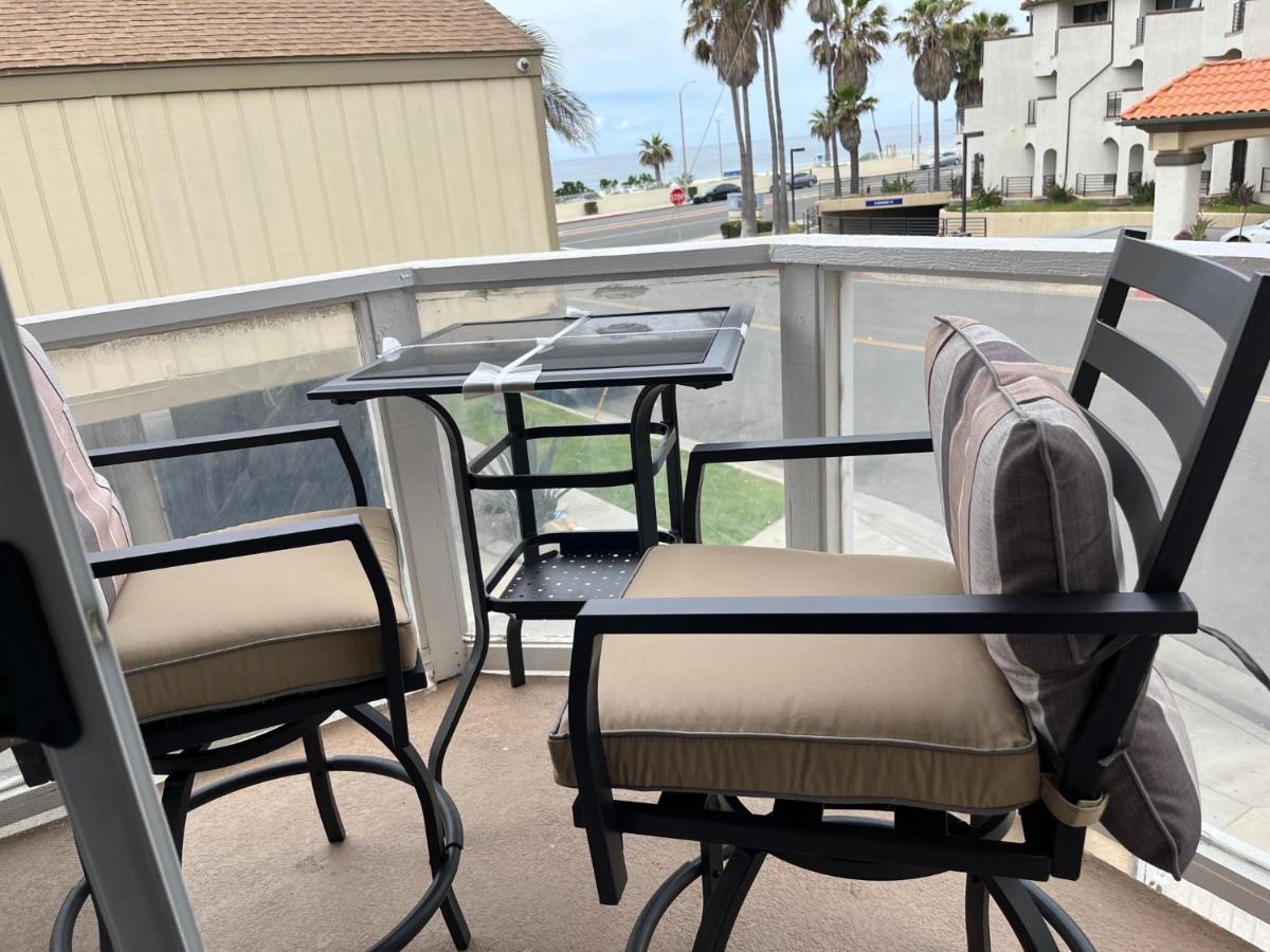 Pacific Breeze Right Next To Huntington Beach Pier! Steps From Beach!! Exteriör bild